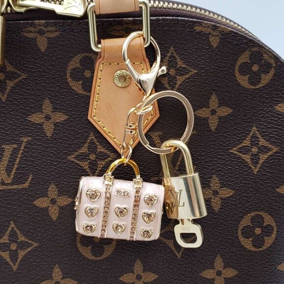 100% Auth Louis Vuitton Lock & Key with unbranded Bagcharm, Keycharm, Keychain - Picture 6 of 6
